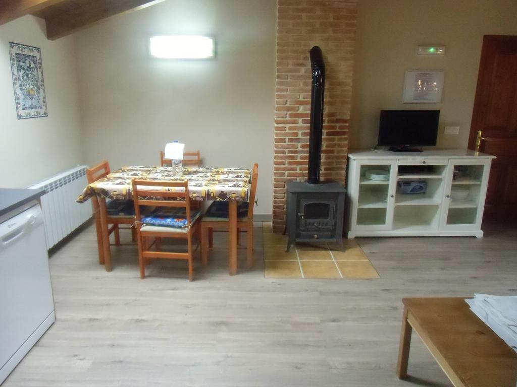 Apartamentos Playa La Franca Buitenkant foto